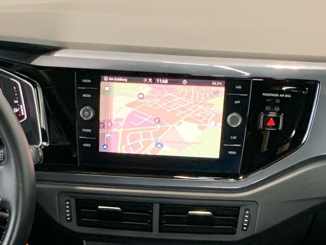 Polo 1.0 TSI R-LINE +KAMERA+NAVI+DCP+APP+ACC+ALU