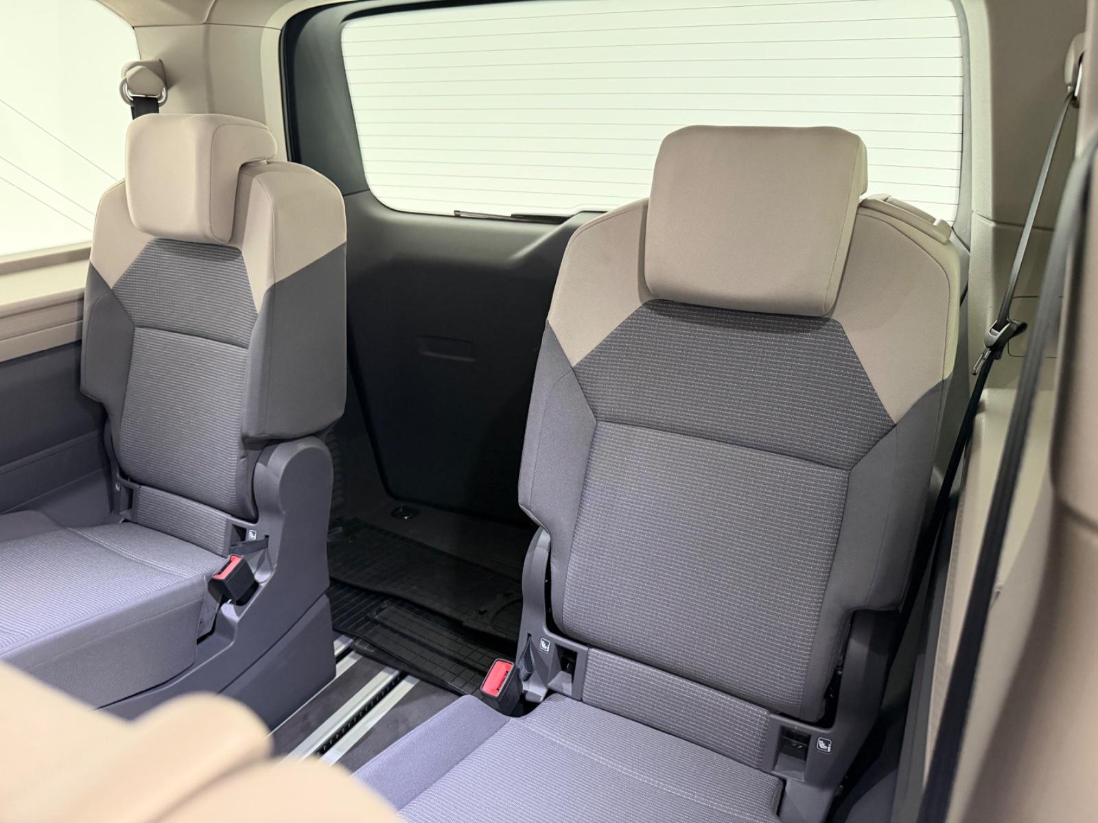 Volkswagen T7 Multivan 1.5 TSI*7.STZ*LED-AHK-R.KAM-TEMPOMAT