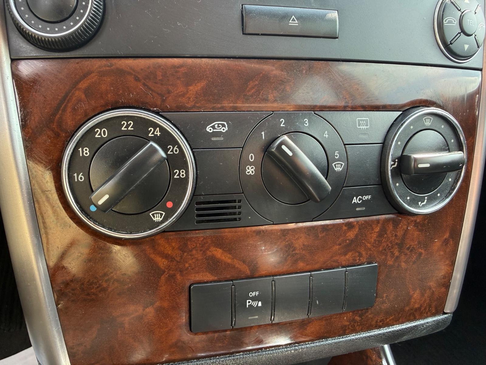 Mercedes-Benz B170 2005 — photo 17