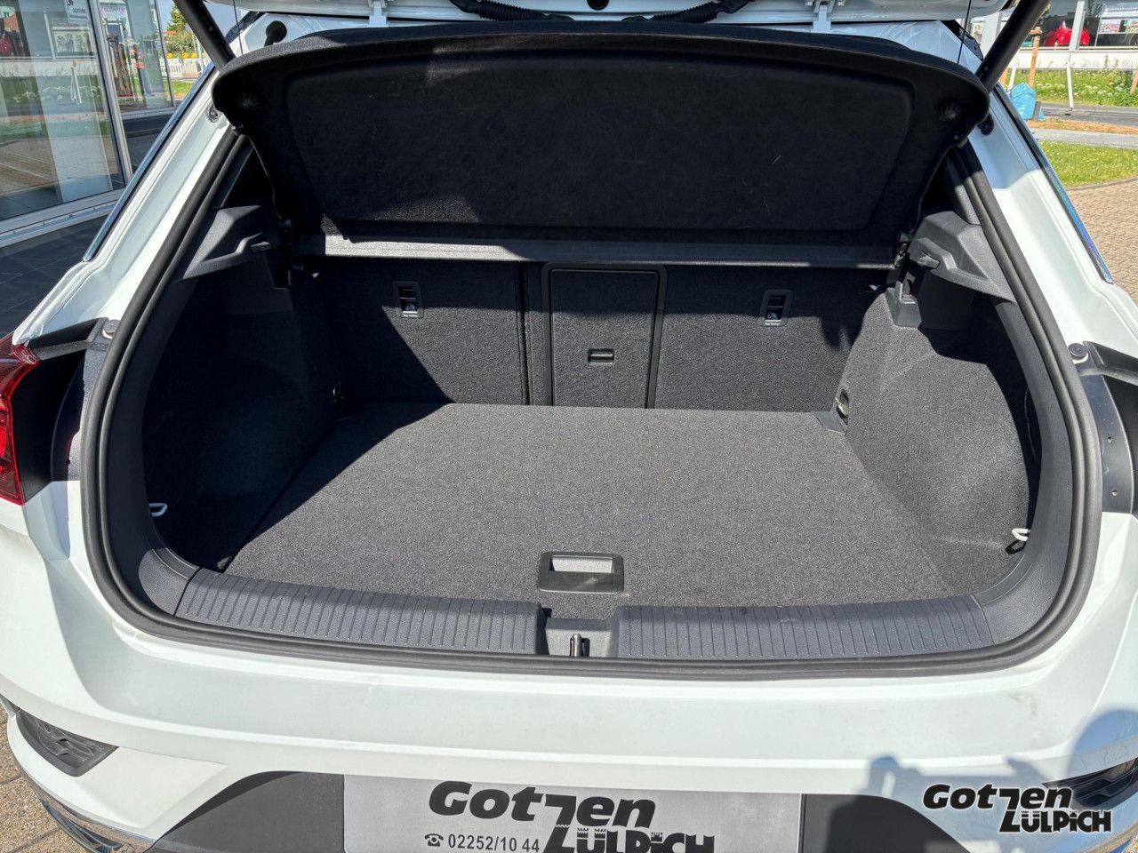 Fahrzeugabbildung Volkswagen T-Roc Sport 1.5 TSI App-Connect E-Heckklappe PDC