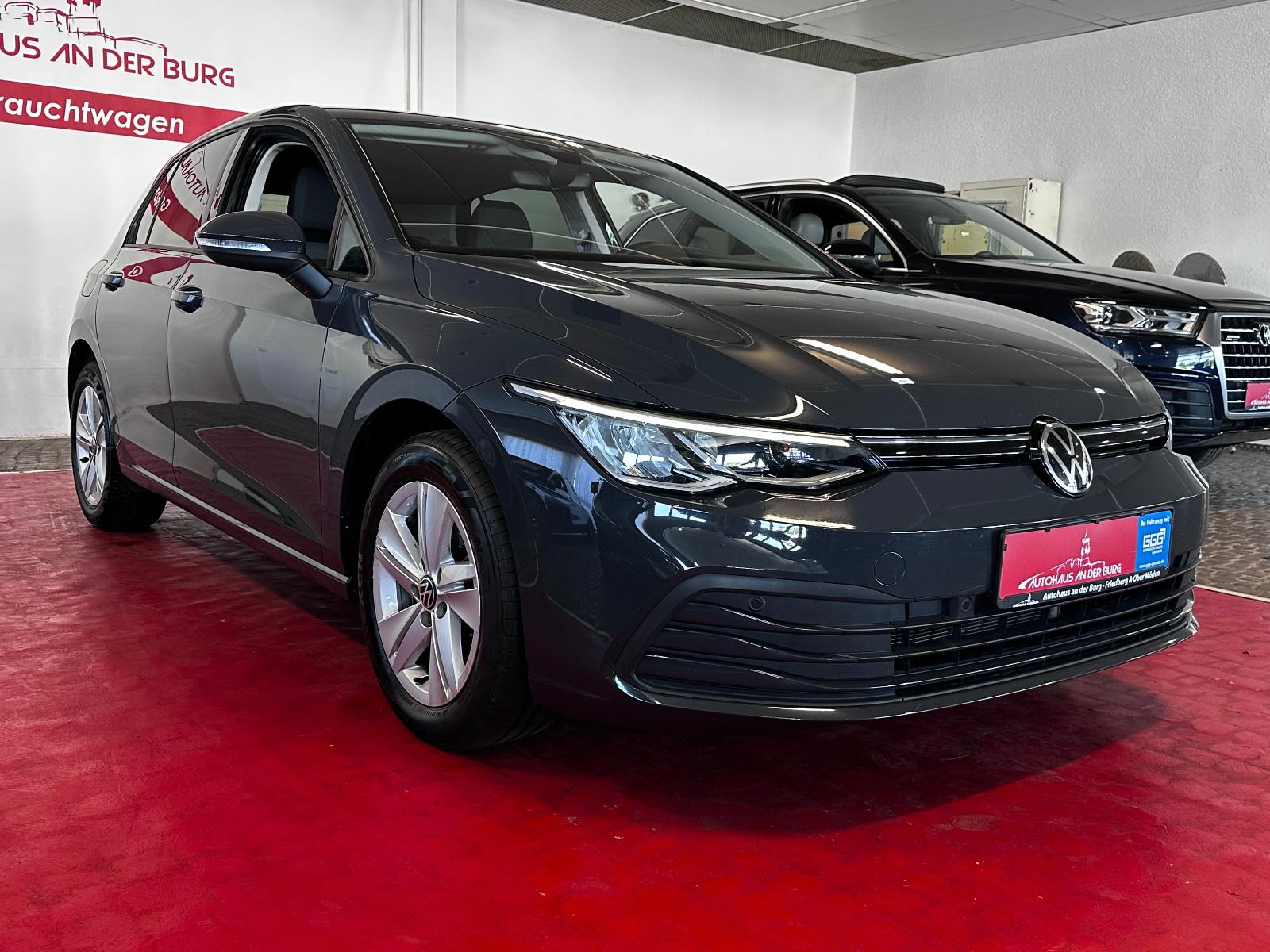 Volkswagen GolfVIII Lim. Life//Ambiente//1.Hand//