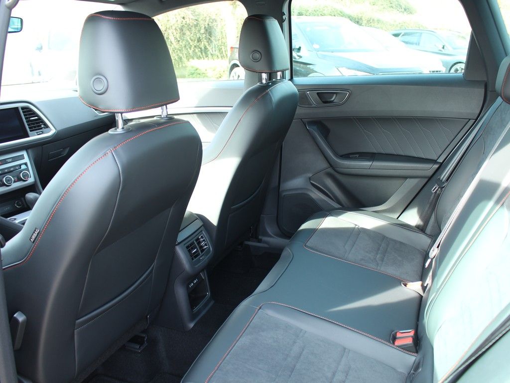 Fahrzeugabbildung SEAT Ateca 2.0 TDI  FR DSG
