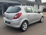 Opel Corsa D 1.2i - Opel Corsa aus 2009: 1.2