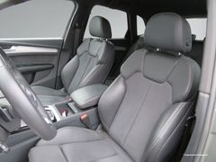 AUDI SQ5 3.0 TDI quattro Standhz Ahk Business Rfk 20' AUDI SQ5 3.0 TDI quattro Standhz Ahk Business Rfk 20'