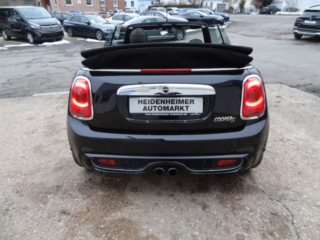 Fahrzeugabbildung MINI Cabrio Cooper S/1.Hd/Leder/Navi/PDC/51TKM/