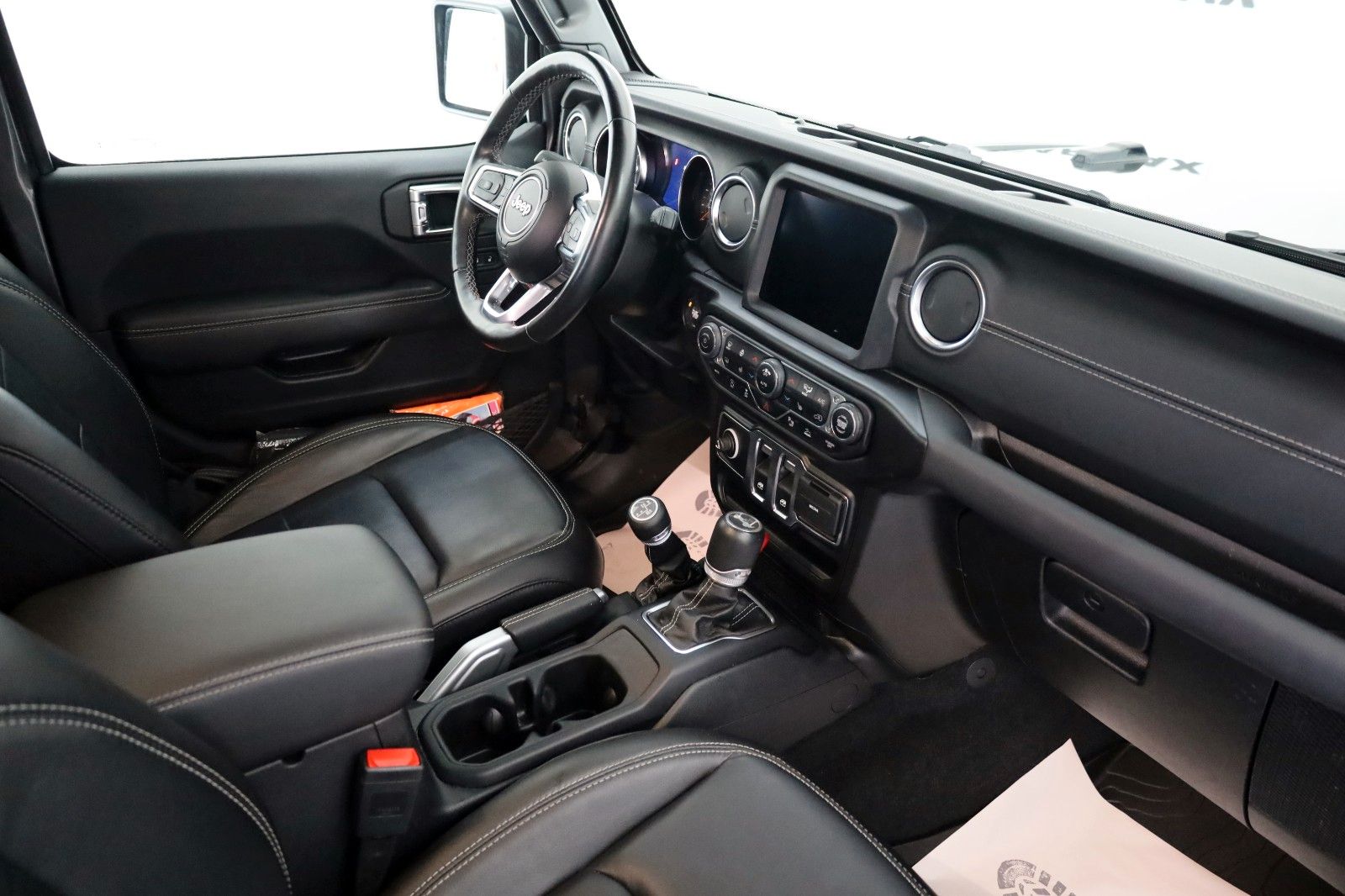 Fahrzeugabbildung Jeep Wrangler Unlimited Sahara Leder,Navi,LED,Hardtop