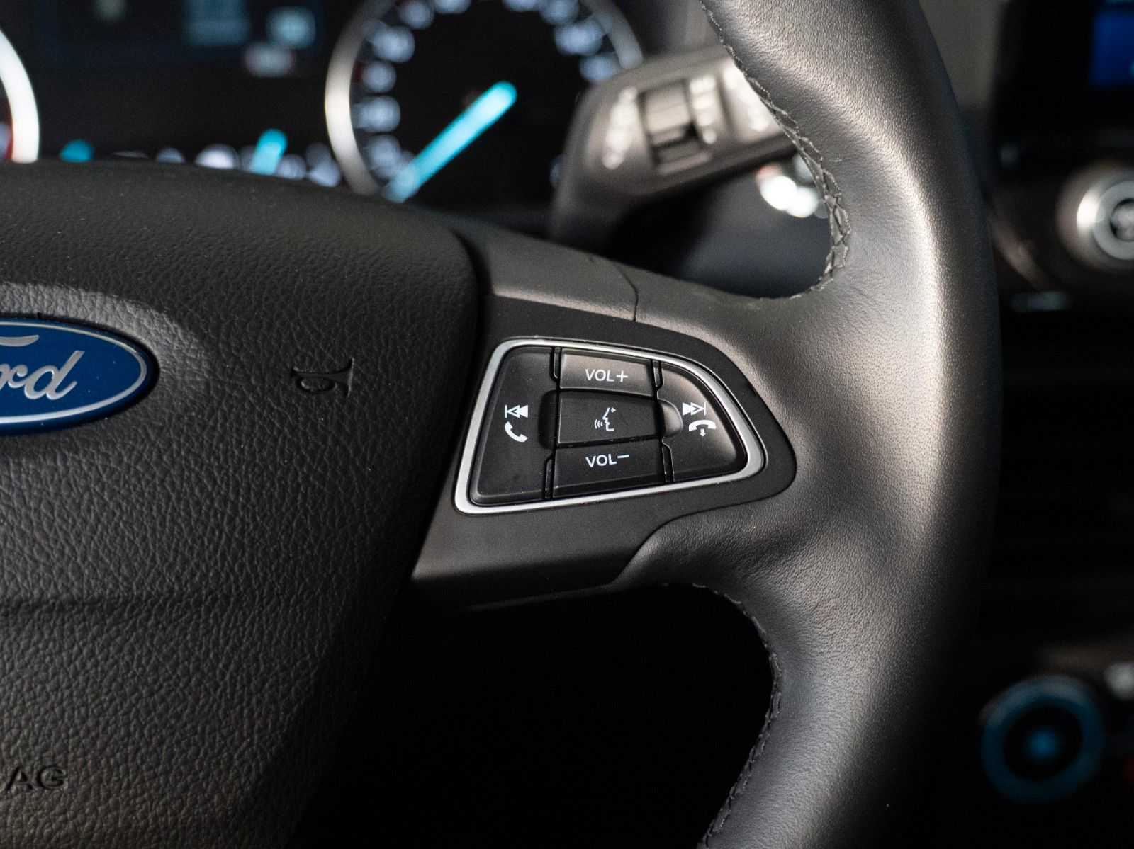 Fahrzeugabbildung Ford EcoSport Active WINTER-P./NAVI/KAMERA/DAB