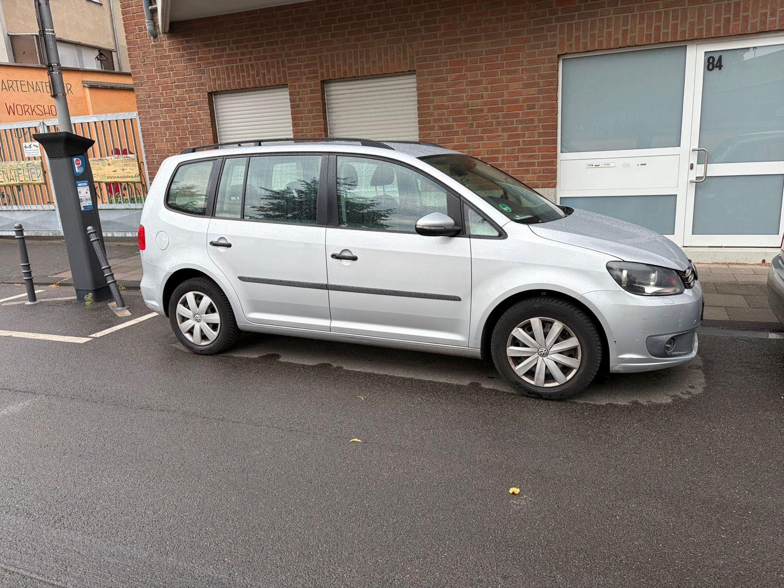 Volkswagen Touran, 2011