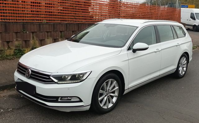 Volkswagen VW Passat 2.0 TDI DSG Navi Alcantara LED L...