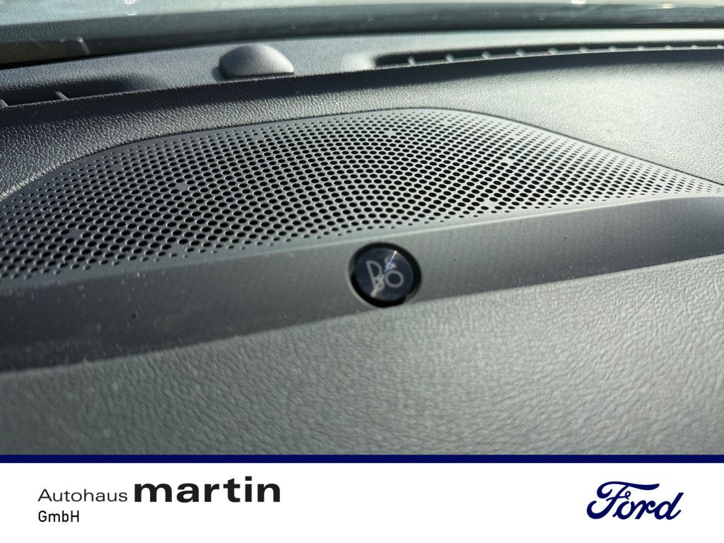 Fahrzeugabbildung Ford Focus 1.0 Titanium SHZ NAVI ACC B&O FACEL. LED