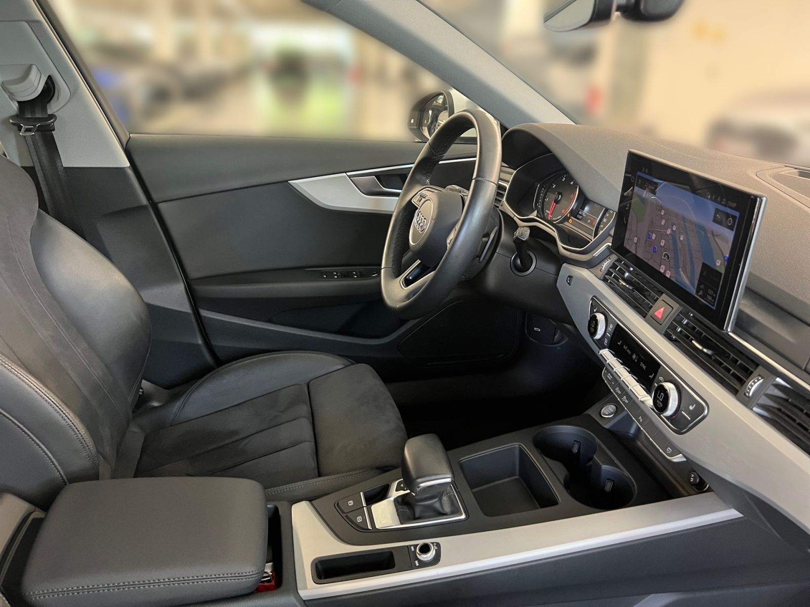 Audi A4 - Bild 12