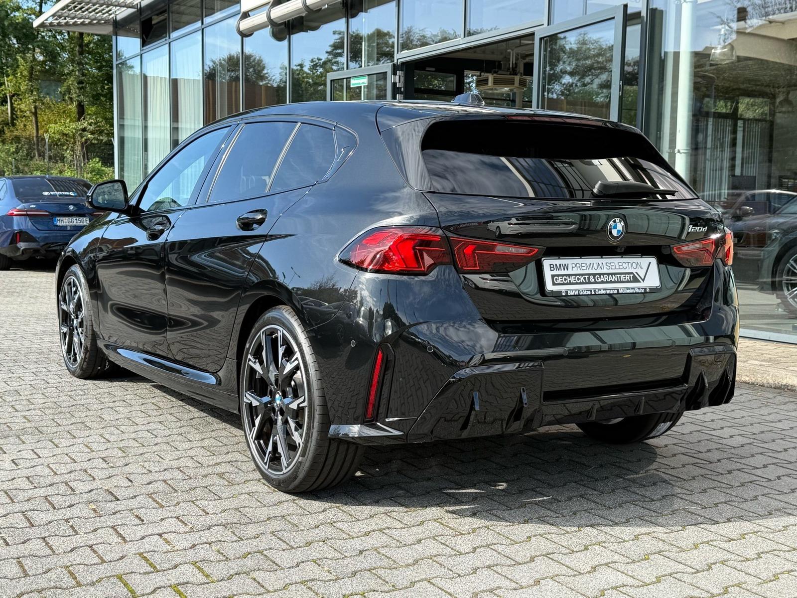 BMW 120d M Sport //HeadUp IconicGlow Stop&Go