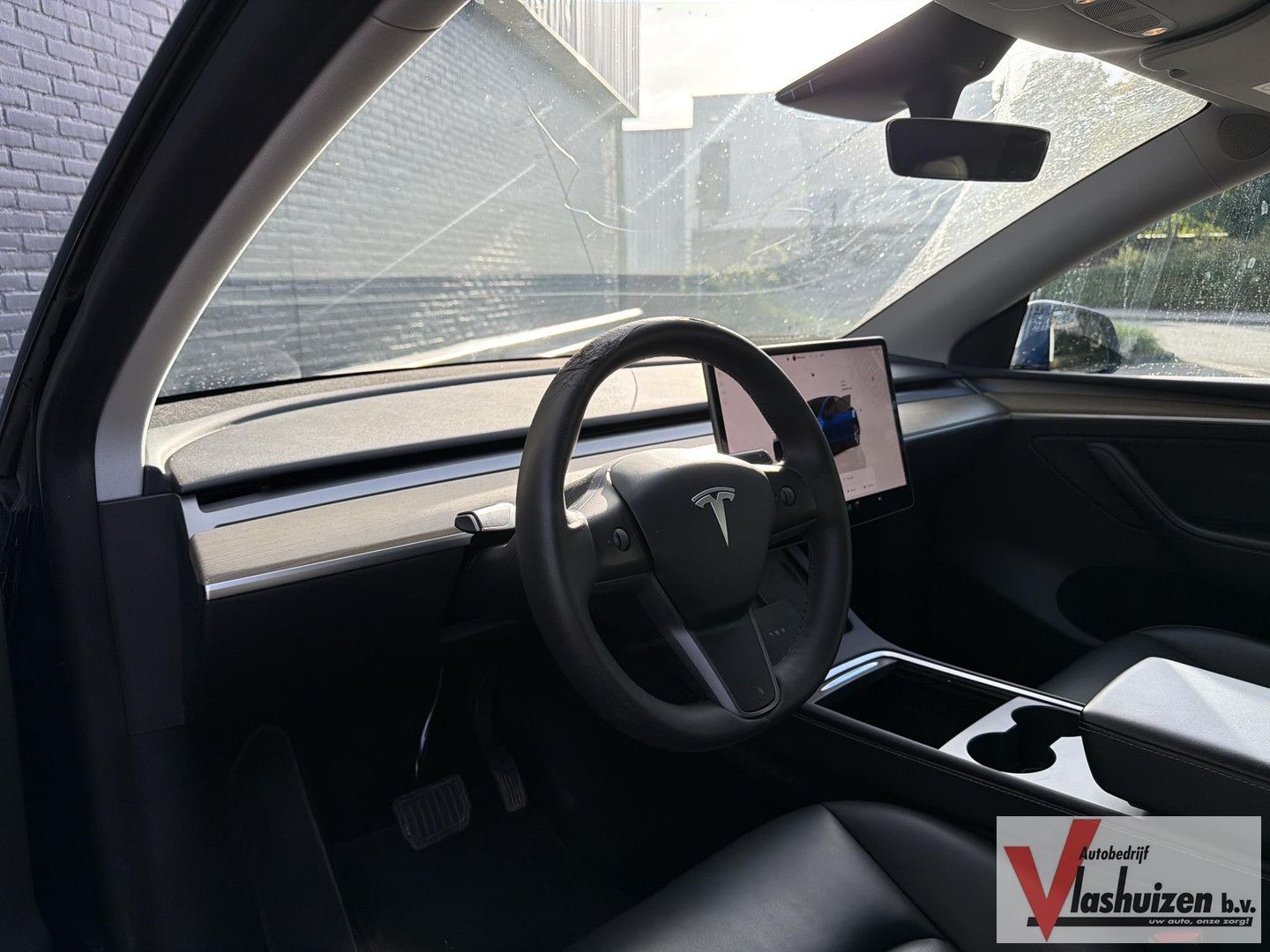 Tesla Model Y Long Range AWD 75 kWh € 23.000,- NETTO! imagem 3