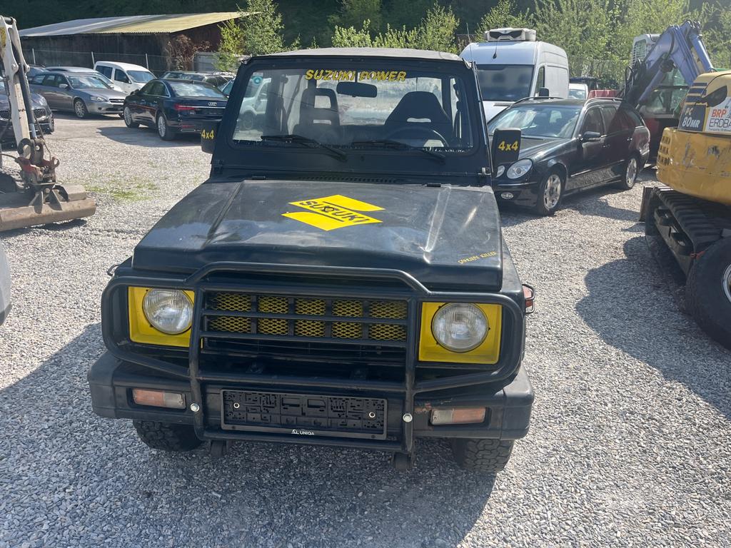 Suzuki SJ Samurai