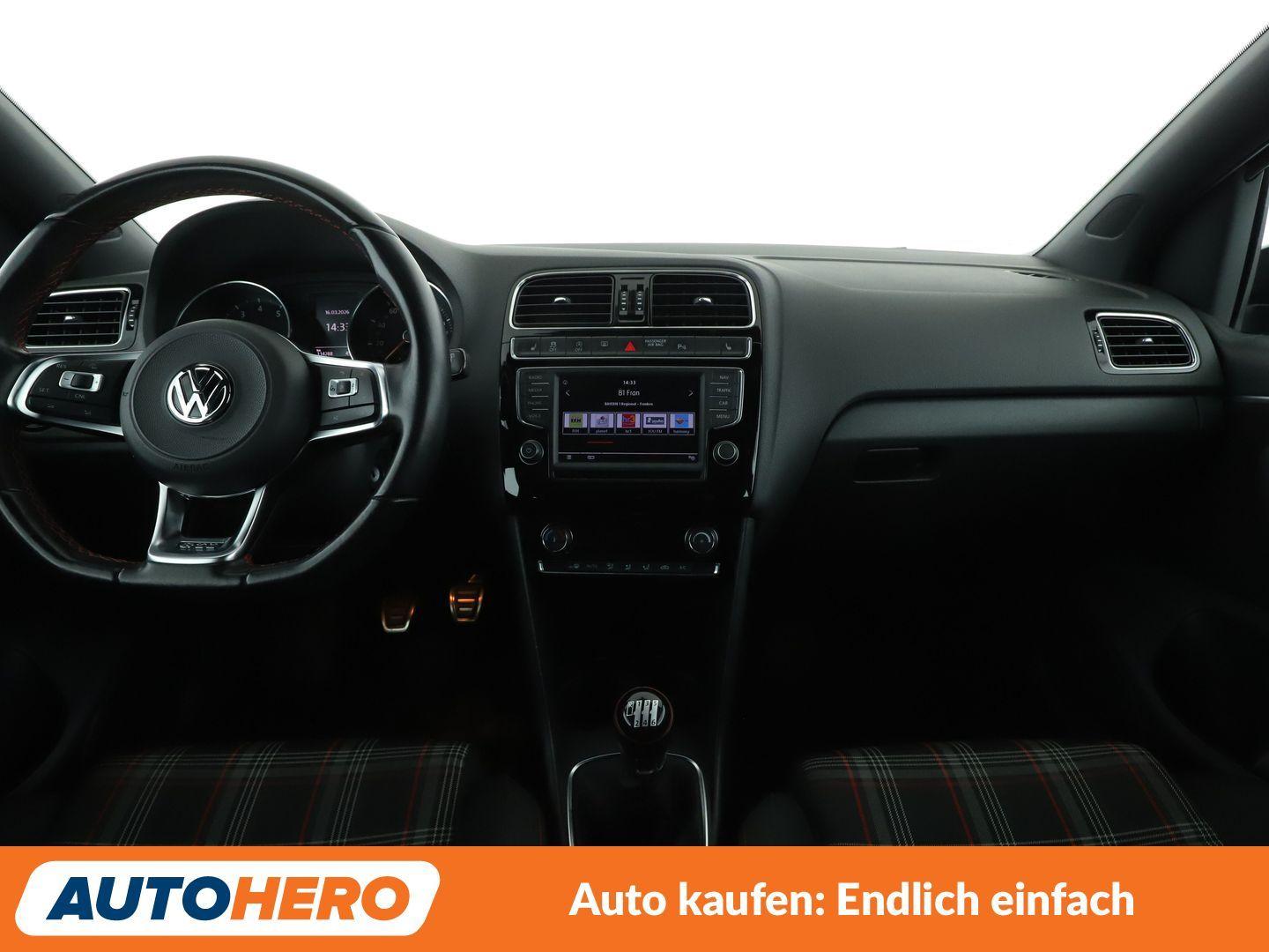 Volkswagen Polo 1.8 TSI GTI  BMT *NAVI*LED*TEMPO*PDC*SHZ*