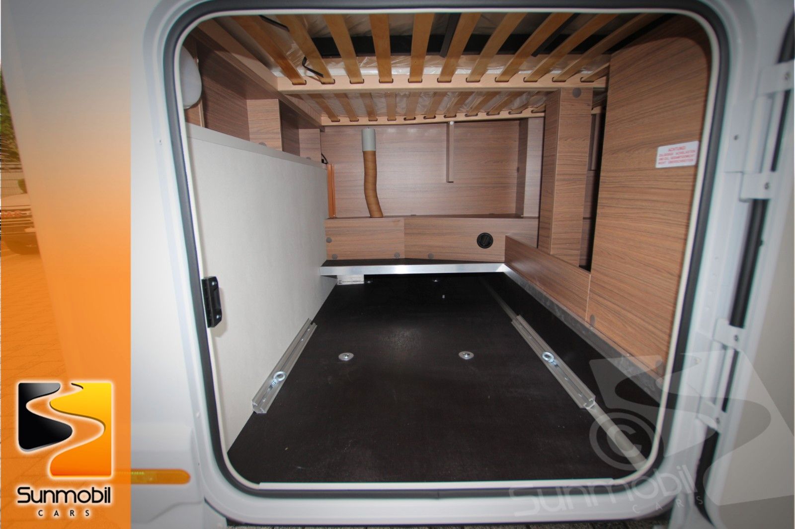 Fahrzeugabbildung Knaus Live Wave 650 MF Automatik 180 PS LP.97.994,00€