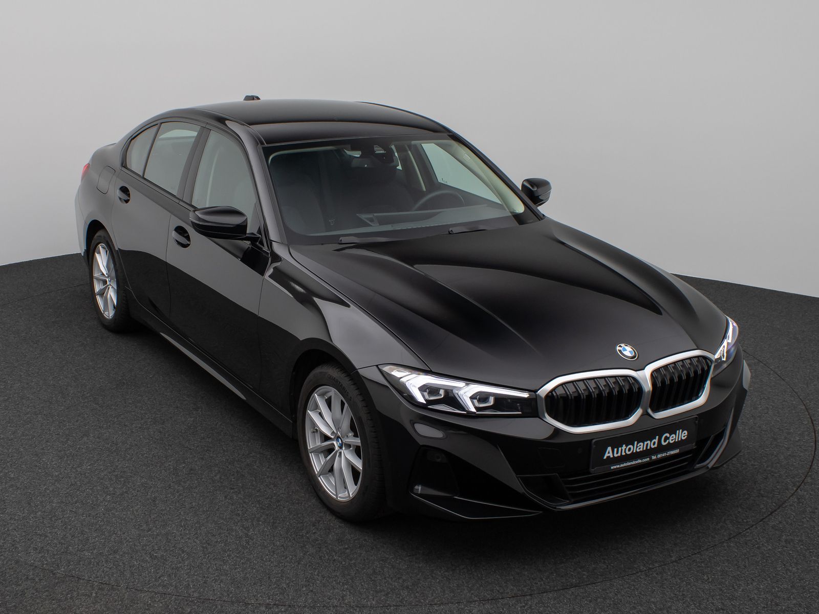 Fahrzeugabbildung BMW 318i GeschwindigRe DAB PDC CockpitPlus Widscreen
