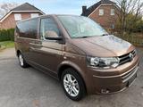 Volkswagen T5 Multivan 2.0TDI   TEAM - Volkswagen T5 Multivan: 8 Sitzer
