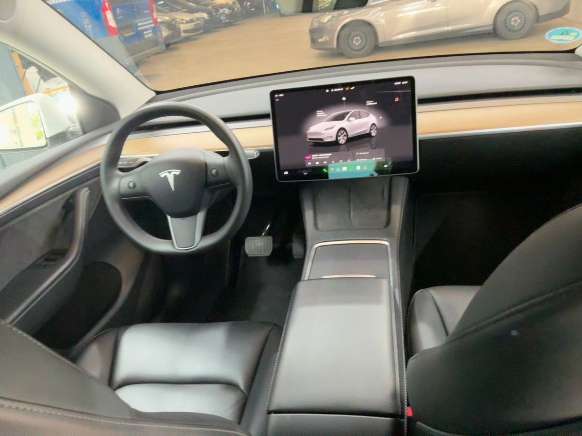 Tesla Model Y LONG RANGE Dual AWD 514PS PARKSENSOREN P foto 5
