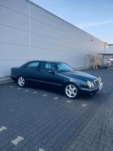 Mercedes-Benz Mercedes E 430 V 8 Lpg - scheckheftgepflegte Mercedes E 430