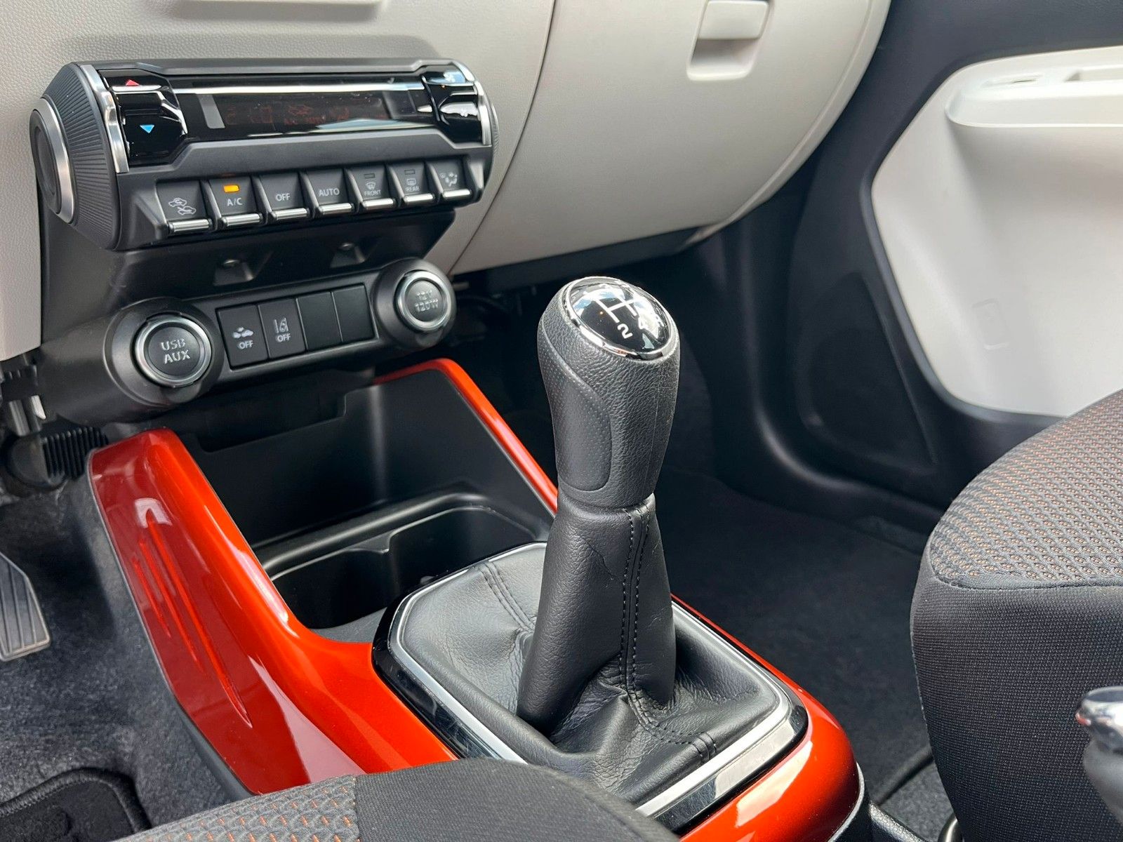 Fahrzeugabbildung Suzuki Ignis Intro Edition*8xbereift*