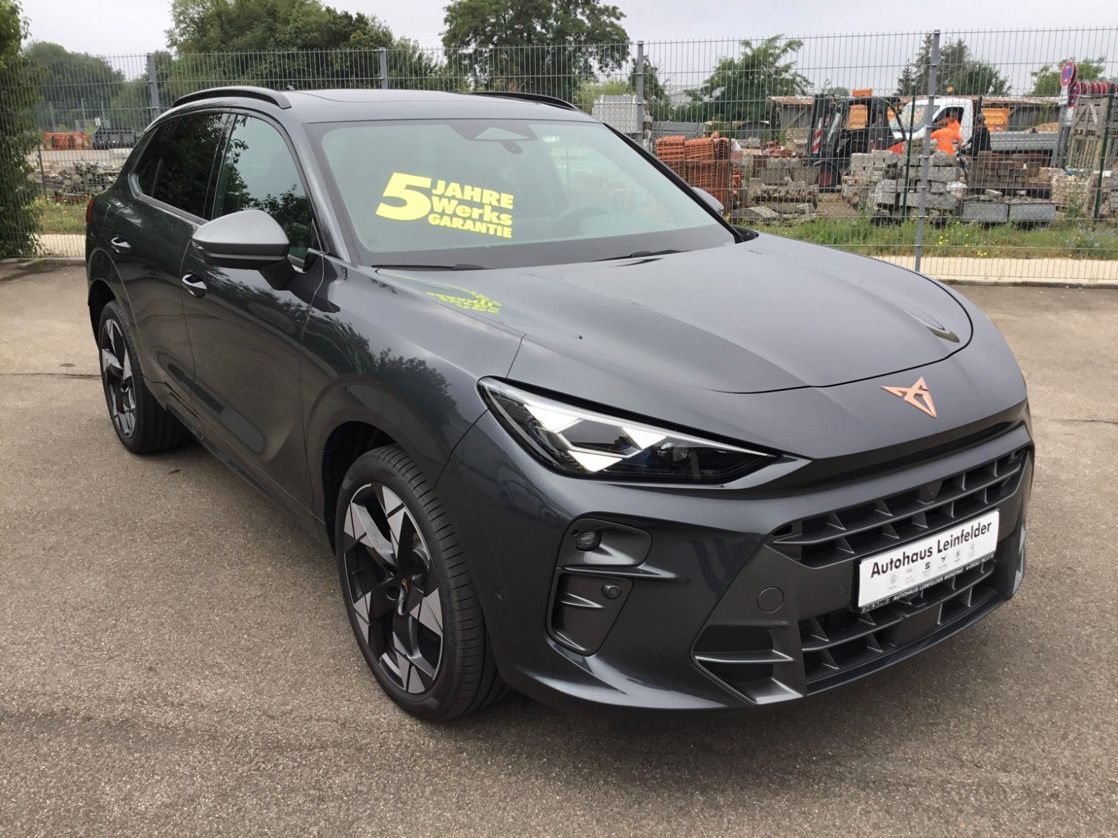Fahrzeugabbildung CUPRA Terramar 2.0 TSI DSG 4Drive+Matrix+AHK+Pano+360°