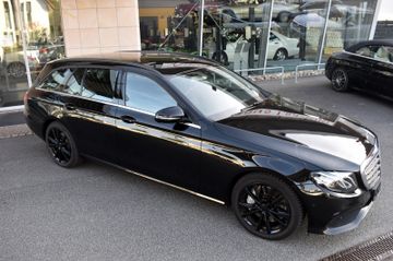 Mercedes-Benz E350 T*Kamera*7-Sitze*Schiebedach*1.Hd*Burmester