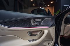 MERCEDES-BENZ AMG GT 53 4Matic+*BURM*360*MASSAGE*V8*1HAND*VOLL