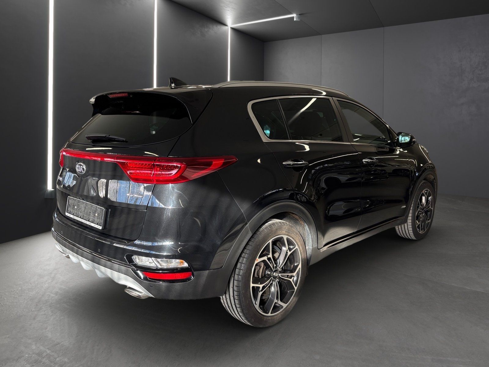 Fahrzeugabbildung Kia Sportage 1.6 T-GDI 4WD GT-Line *Technik*AHK*