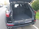 Porsche Cayenne S Platinum Edition 420 PS Benzin 32.000  - Porsche Cayenne S-Platinum-Edition