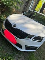 Skoda Octavia 2.0 TSI DSG RS Combi RS - Skoda Octavia Gebrauchtwagen in Kiel