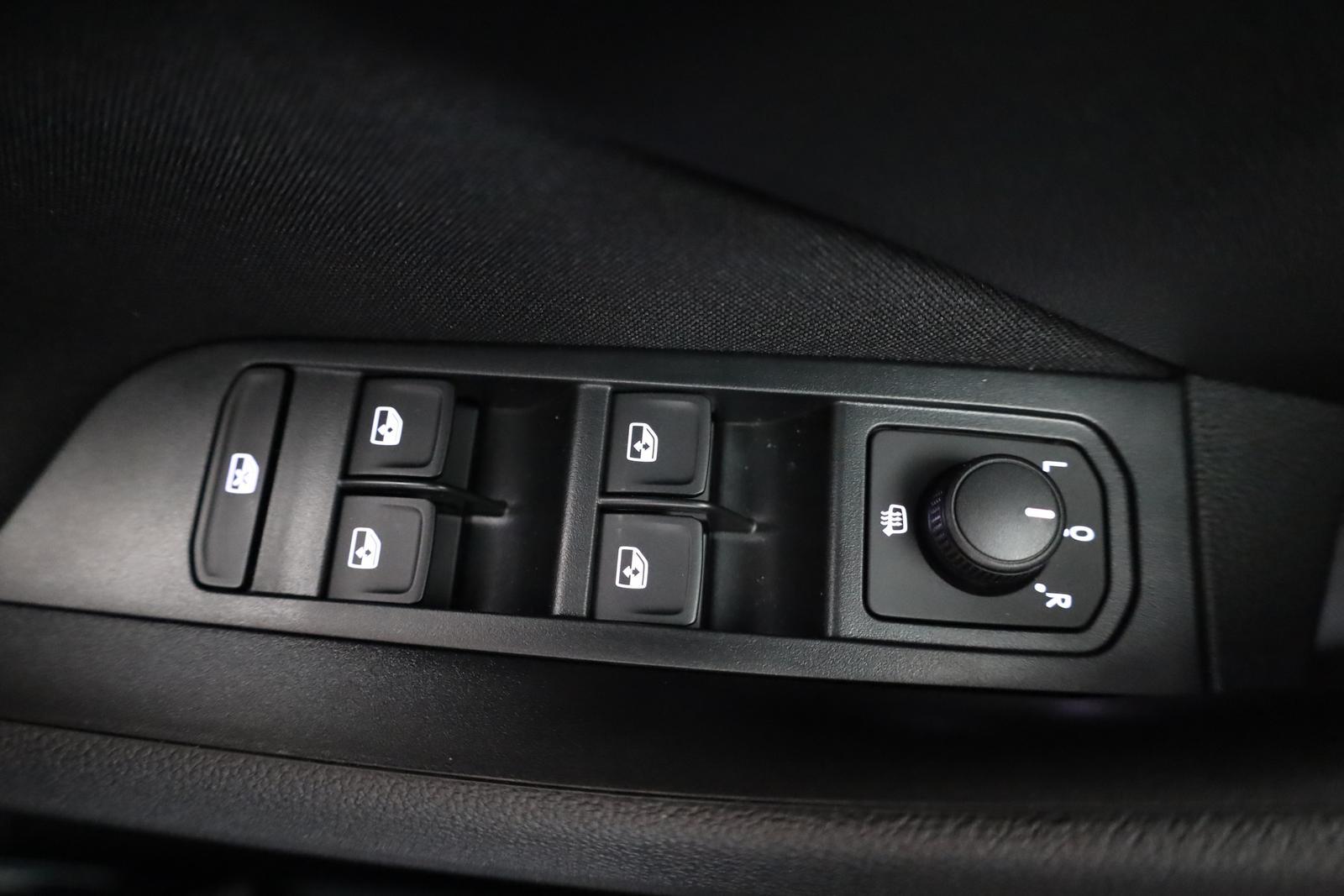 Skoda Kamiq 1.5 TSI DSG Selection, AHK, LED, Kamera, L, миниатюра 9