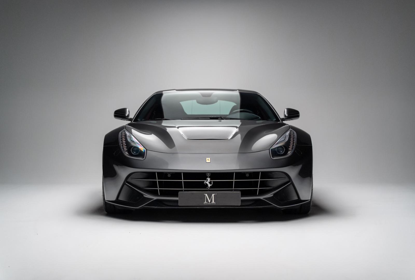 Ferrari F12 Berlinetta *Carbon*Lift*Atelier*Garantie*