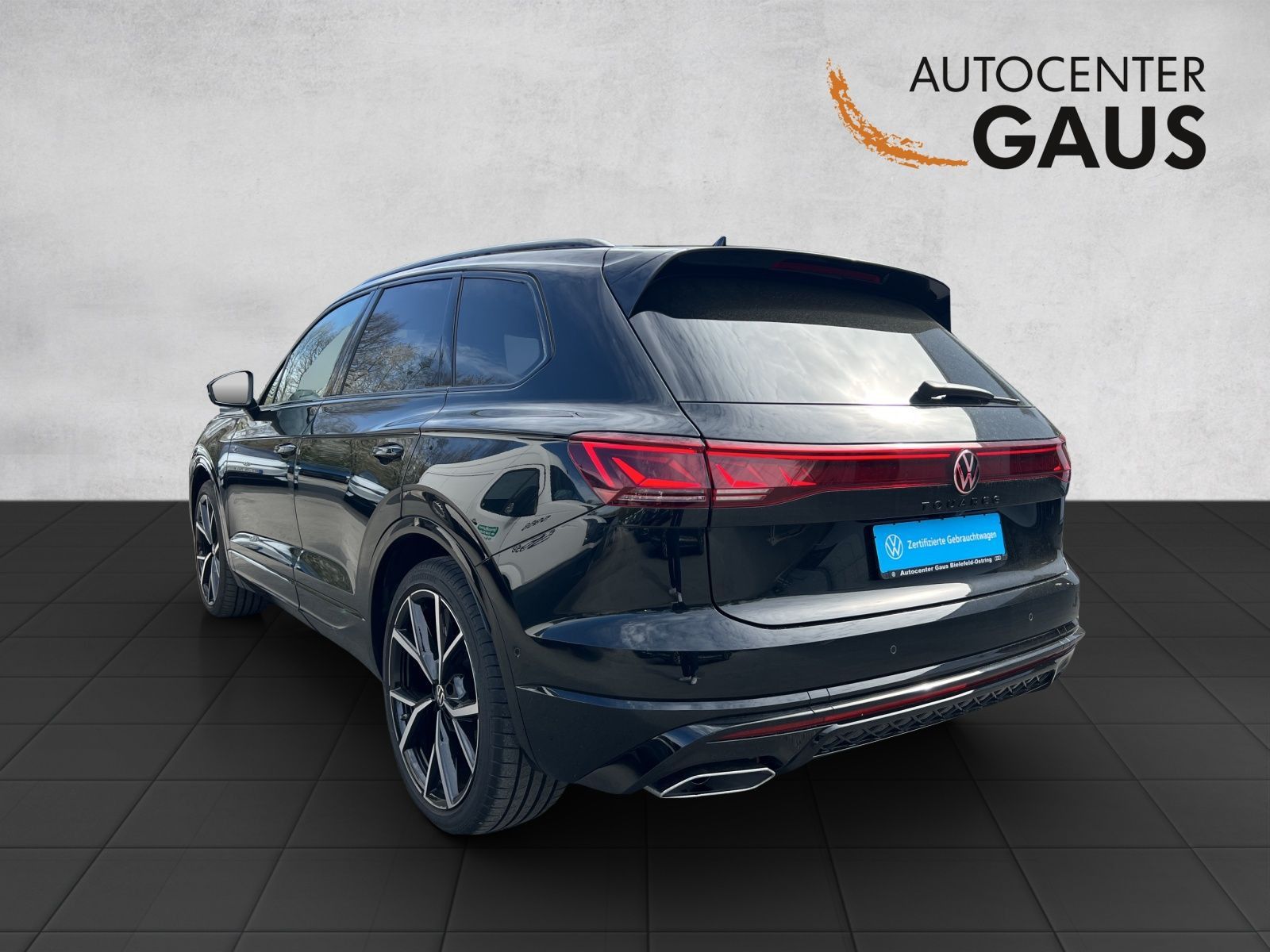 Touareg R-Line 3.0 V6 TDI 4M Leder*AHK*Luft*Blac