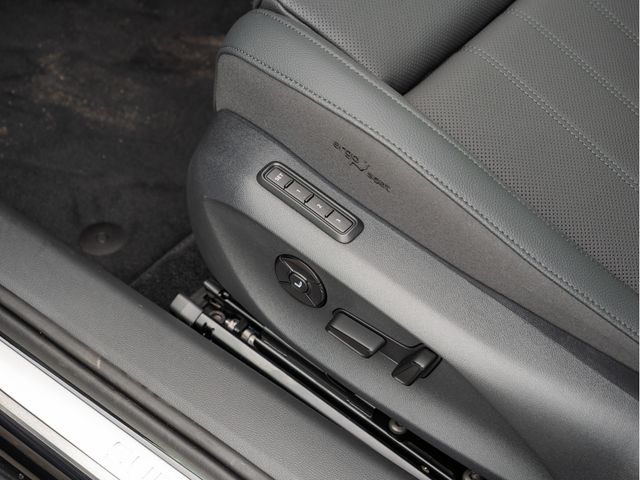 Foto Nummer 16: SKODA Superb