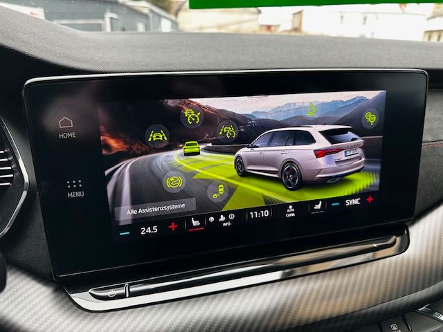 Octavia Combi RS Plus NAV;HUD;DCC;ACC;AHK;PANO