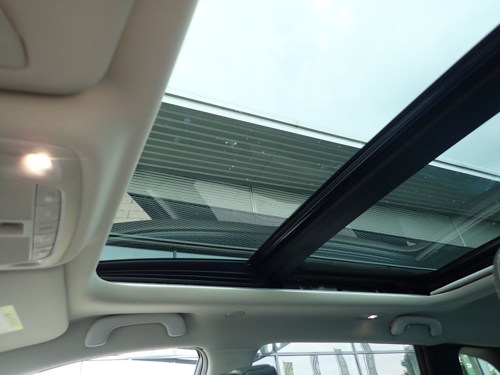 Fahrzeugabbildung Renault Koleos dCi 185 4x4 INITIALE PARIS/ALLRAD/SHZ/NAV