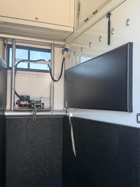 Fahrzeugabbildung Mercedes-Benz Actros 2553 L 6x2 6-Pferde Pop-Up Pop-Out
