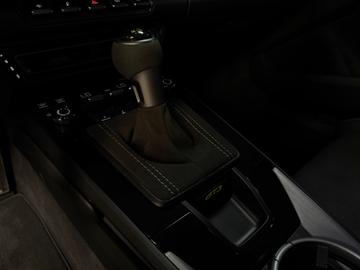 صورة مصغرة 33 لـ 2022 Porsche 911 URMODELL