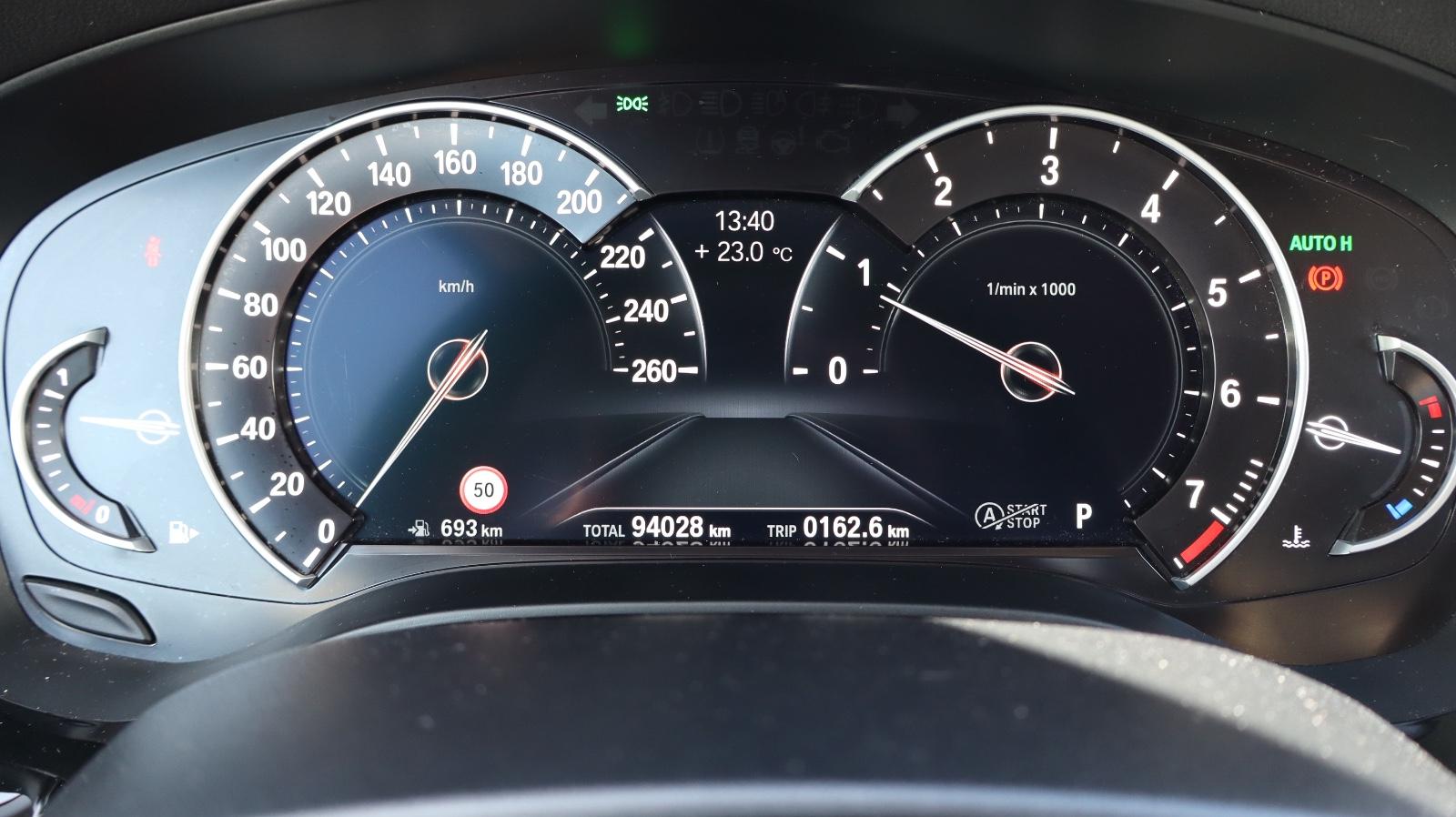 BMW 530 5 Limousine 530 i xDrive Luxury Line