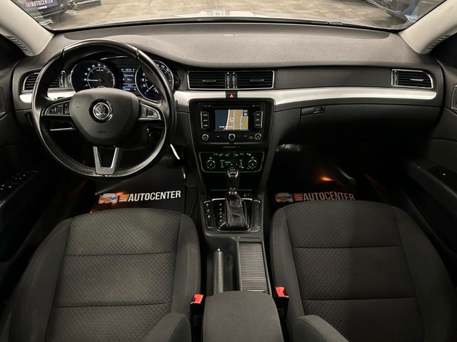Skoda Superb Combi Exclusive *Xenon*PDC*Klima*DAB*Navi