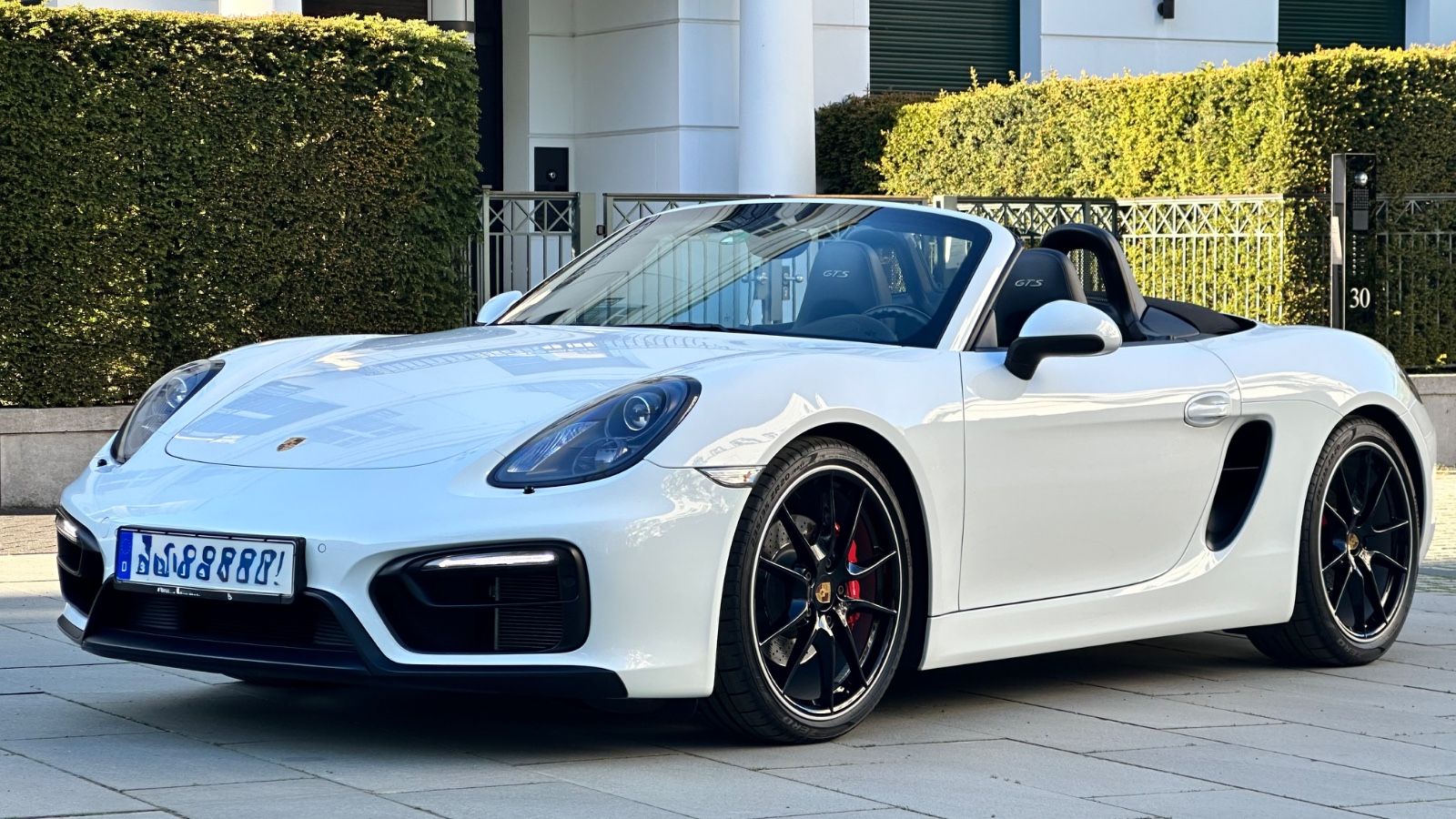 PORSCHE Boxster GTS GTS-Porsche Apporved 04/28-Liebhaber