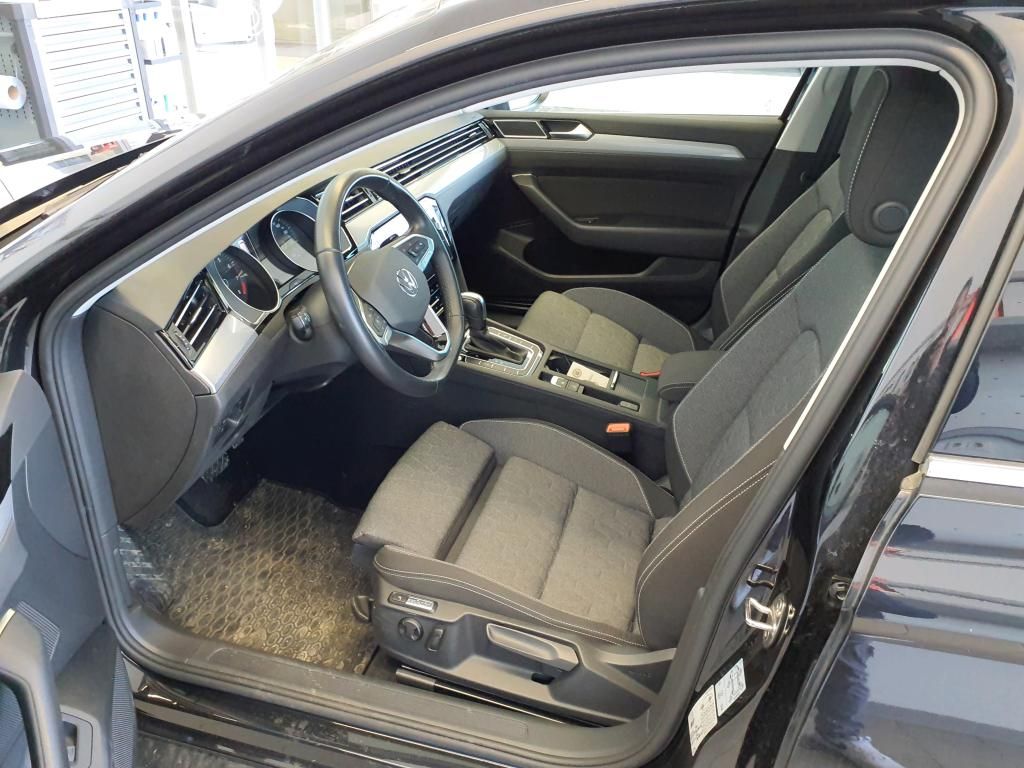 Fahrzeugabbildung Volkswagen Passat Variant TSI Business DSG Matrix Navi ACC