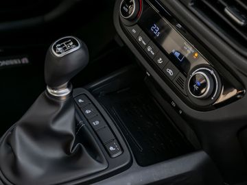 Hyundai i10 1.0 Trend Spurhalteassistent Kamera Navi