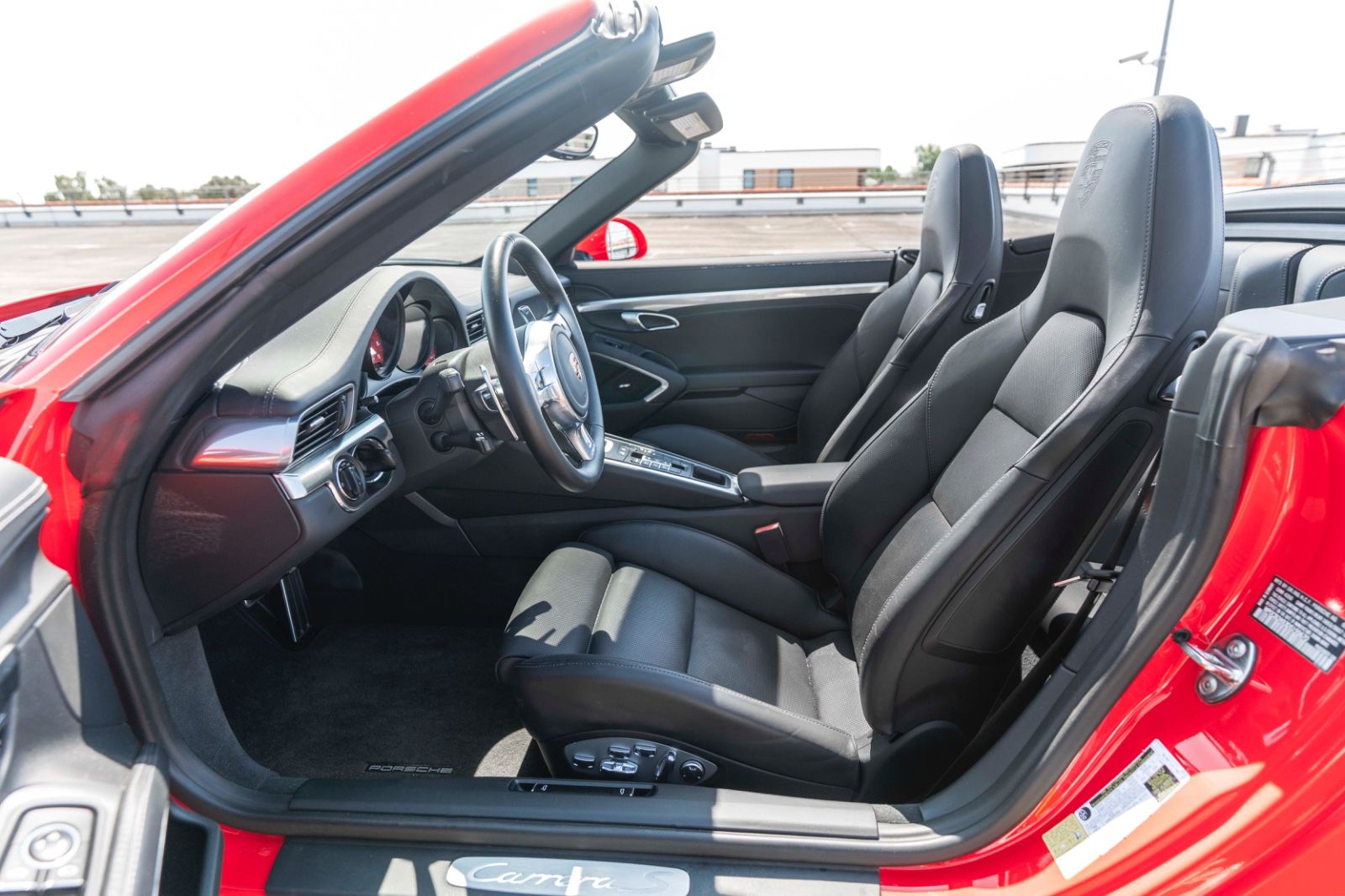 Fahrzeugabbildung Porsche 911 Carrera S Cabrio BOSE SPORT-CHRONO PASM NAV