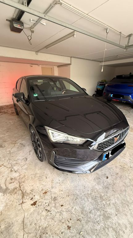 Image of Cupra Leon