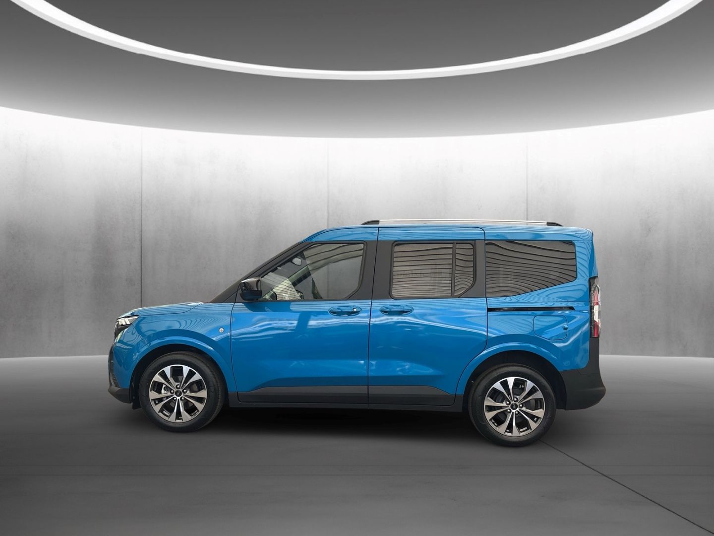 Fahrzeugabbildung Ford Tourneo Courier Titanium Navi ACC Klimaautom Len