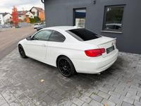 BMW 3 Coupe 325i Automatik/Navi/Leder