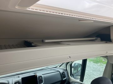 Westfalia Columbus 640 E 140PS 8G Premium Zusatzbett LED