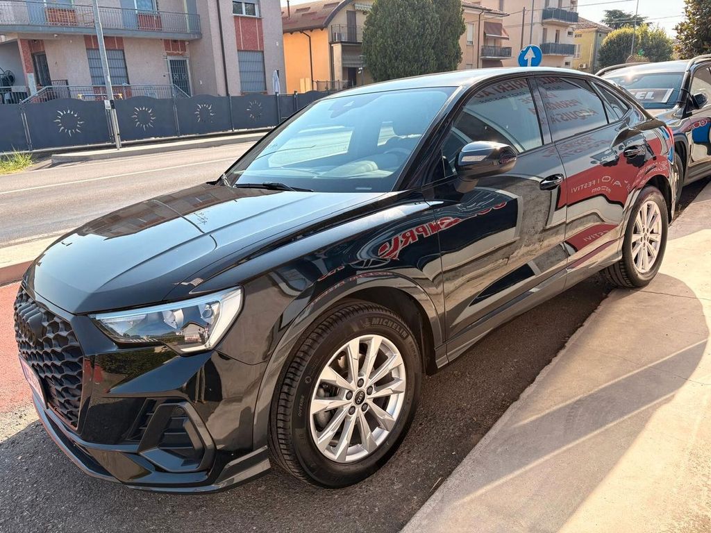 Image of Audi Q3